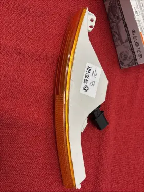 677222840525 VOLKSWAGEN Turn Signal Light Passenger Passat