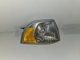 116-59273 VOLVO Right Corner Light Fender Park