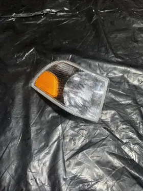 859545840 VOLVO Blinker Pfeil Vorne Rechts S70