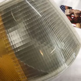 9151451 VOLVO Right Front Turn Signal Lens 850 #2