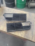 Corvette Orig 73-74 Front Park Light Outer Metal Grille Lh Rh Gm # 331835. Fixed Price $199.99.