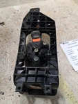 Lh Driver Side 2006 F250sd Fog Light Sku#4355838. Fixed Price $65.55.