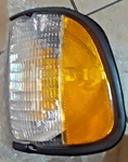 Eagle Eyes Fr113-u000r Right Parking Light Assembly For Select 92-03 Ford Models. Fixed Price $10.00.