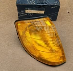 Genuine Mercedes-benz Turn Signal Light Indicator W140 Usa Right A1408200421 Bosch. Fixed Price $174.72.