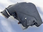 09-15 Oem Bmw Right Air Box N63 W/sensor 7577463 F01 F02 F04 F10 F07. Fixed Price $50.00.