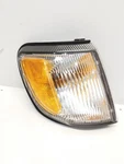 1998-00 Subaru Forester Passenger Right Turn Signal - Fender Mount. Fixed Price $48.94.