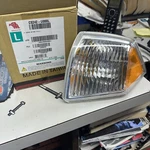 Eagle Eye Lights Cs242-u000l/r Parking And Turn Signal Light Assembly. Fixed Price $25.00.