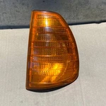 Mercedes-benz W123 Front Left Turn Signal Indicator Bosch. Fixed Price $59.00.