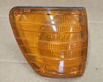 Mercedes W116 Front Rh Side Indicator Turn Signal Light Lamp Assembly / Bosch. Fixed Price $65.00.