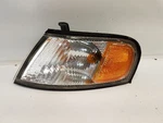 1998-99 Nissan Altima Drivers Left Turn Signal - Fender Mounted. Fixed Price $24.50.