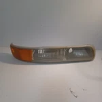 1999-06 Chevy Silverado 1500 Rh Turn Signal Oem 16525194 Item#208. Fixed Price $18.00.