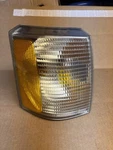2000 2001 2002 Land Rover Range Right Front Turn Signal Lamp Passenger Rh. Fixed Price $79.99.