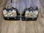 Jeep Wrangler Gladiator Turn Signal Light Passenger's Right/left 2018-2023. Fixed Price $199.99.