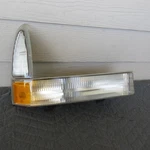 1999-2004 Ford F250 F350 Super Duty Front Right Turn Signal Oem F81x-13215-a. Fixed Price $29.00.