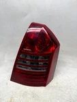 2005-2007 Chrysler 300 Passenger Right Side Tail Light Lamp Assembly Oem. Fixed Price $22.00.