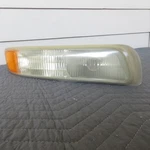 1999-2002 Chevrolet Silverado 2500 Left Front Turn Signal Driver Side 16525194. Fixed Price $24.00.