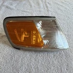 1994-1997 Honda Accord Oem Front Right Turn Signal Light - Stanley 041-3977 R. Fixed Price $10.00.