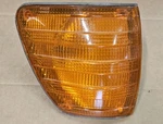 Mercedes W116 Front Rh Side Indicator Turn Signal Light Lamp Assembly / Bosch. Fixed Price $65.00.