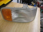 Passenger Corner/park Light Cornering Fender Mounted Fits 92-97 Seville. Fixed Price $37.24.