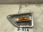 2008 Land Rover Lr2 Front Left Driver Side Fender Marker Light With Moulding Oem. Fixed Price $50.32.