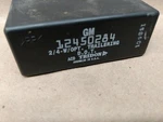 12450284 Gm Gmc Chevy Oem Flasher Turn Signal Hazard Emergency Trailering Relay. Fixed Price $14.36.