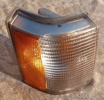 2000 2001 2002 Land Rover Range Right Front Turn Signal Lamp Passenger Rh. Fixed Price $450.00.